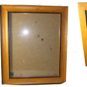 HIGH END DESIGNER FRAMES WITH BLACK ACCENT